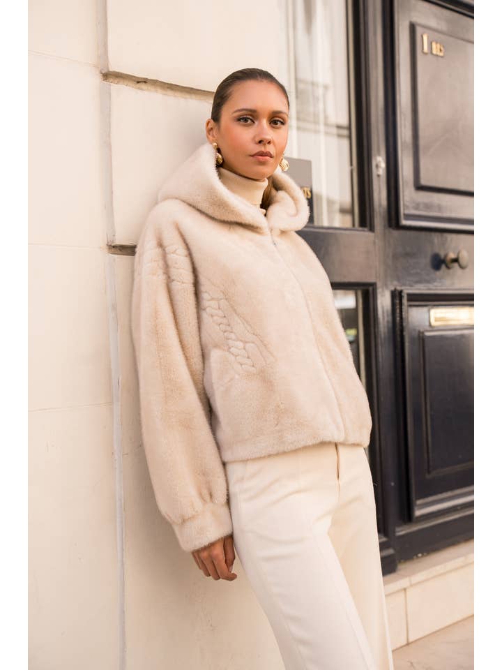 Attentif Paris - Wholesale Fur/Faux Fur Coat - Women's - Short coat with hood in faux fur with braided details3