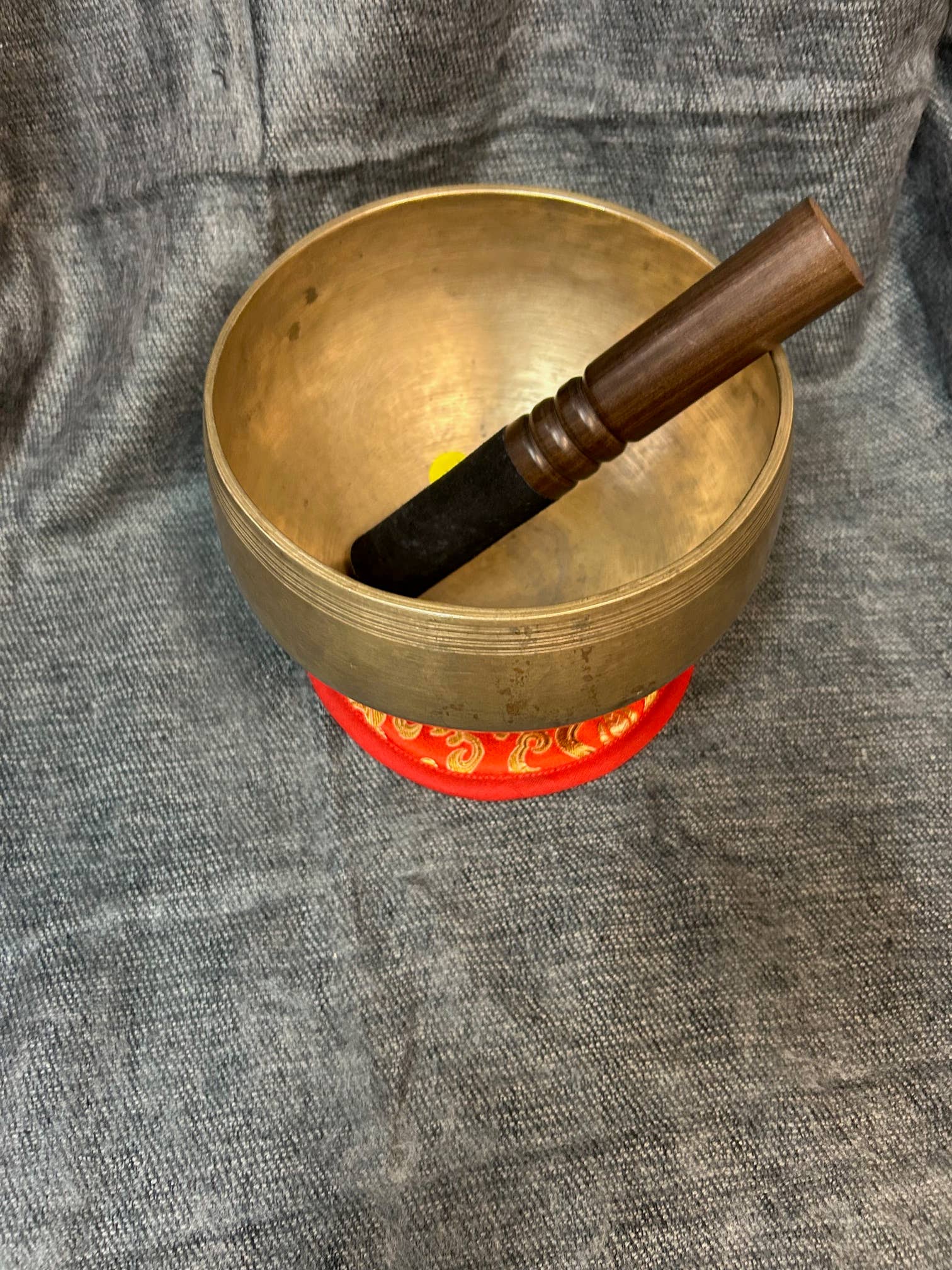 ART HIMALAYAN TRADING LTD - Wholesale Meditation Supplies - Christmas Antique Stand Tibetan Singing bowl Nepal2