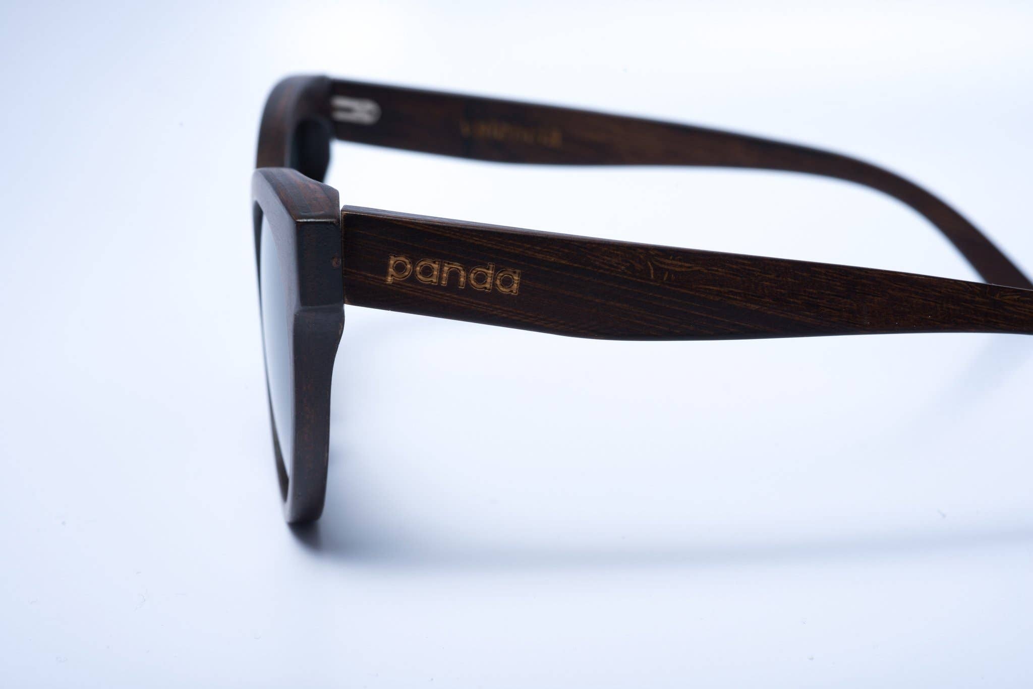 WearPanda - Wholesale Sunglasses - Unisex - Valencia Bamboo Sunglasses19