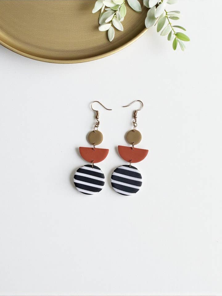 Moment Neutre Suspendu pour la vente par Clay Dazing