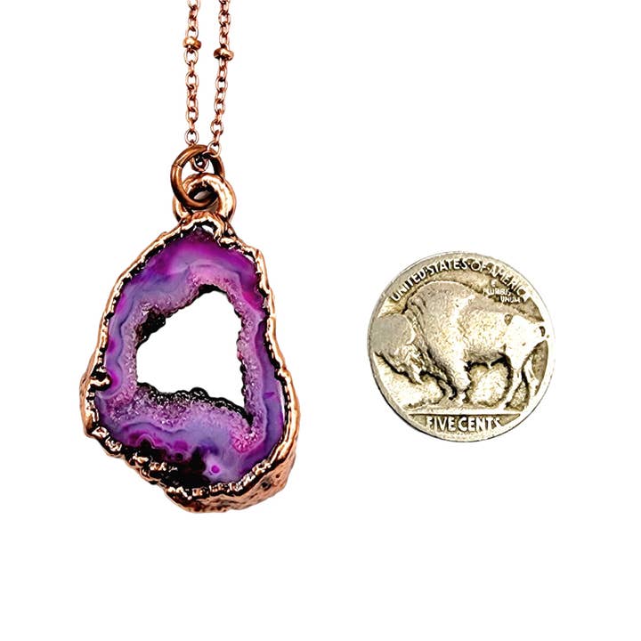 MergingMetals - Wholesale Pendant/Charm Necklace - Pink Agate Geode Necklace