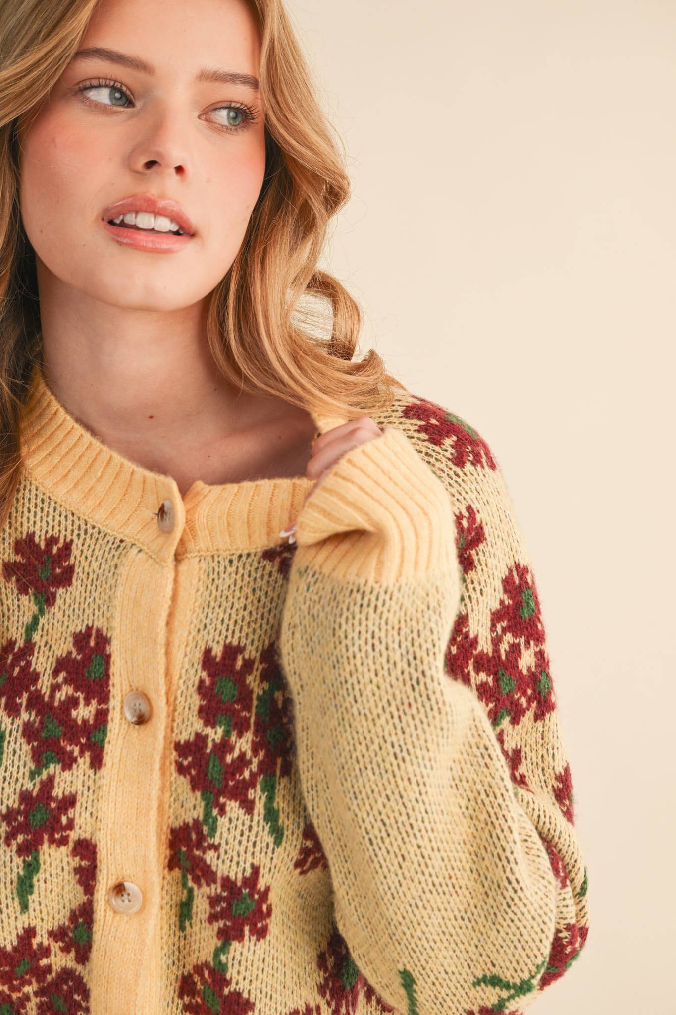 &MERCI - Wholesale Cardigan - Women's - FLORAL KNIT BUTTON DOWN SWEATER CARDIGAN MSW1123812