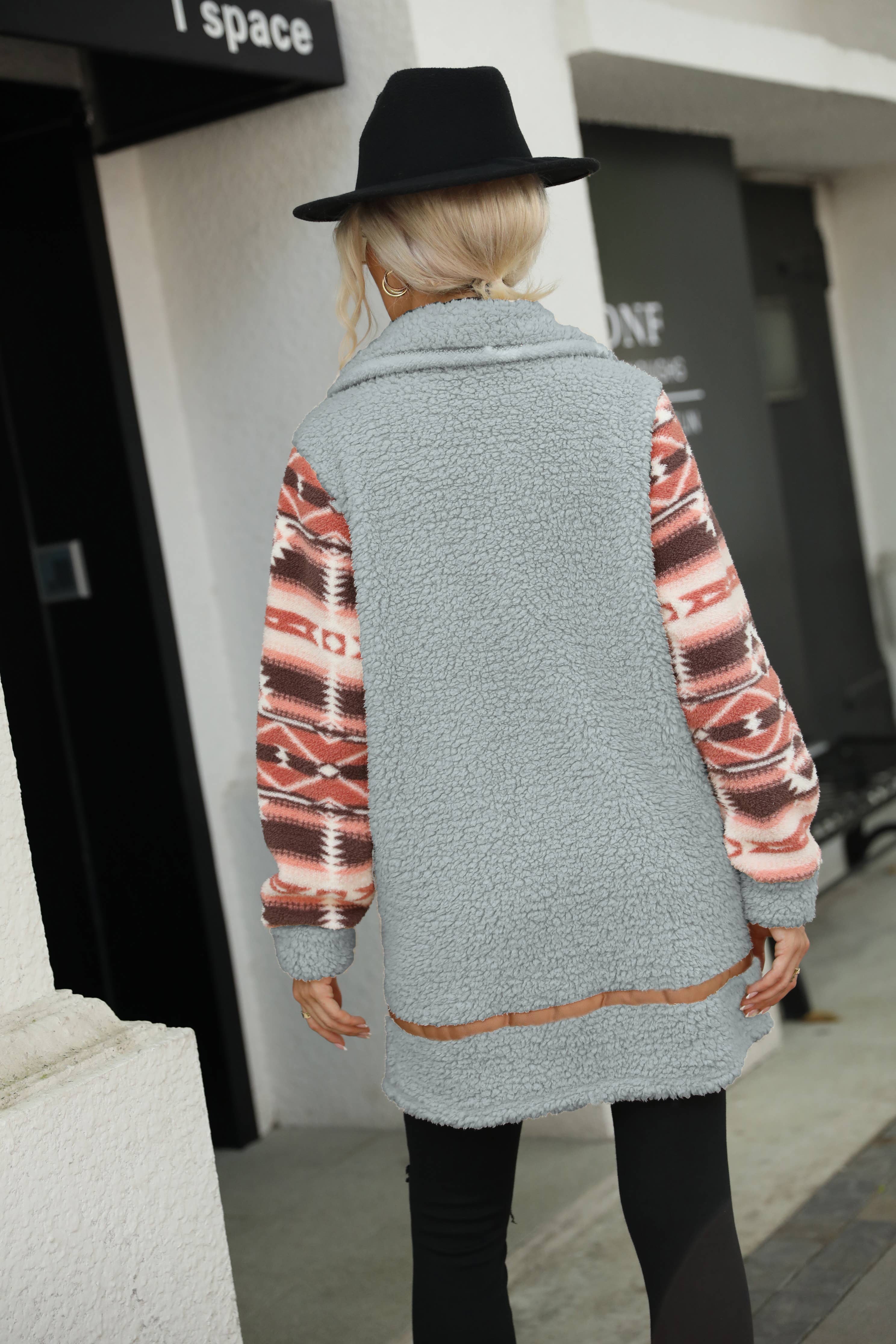 HIDDENBRAND - Wholesale Fur/Faux Fur Coat - Women's - Aztec patchwork sherpa zip coat2