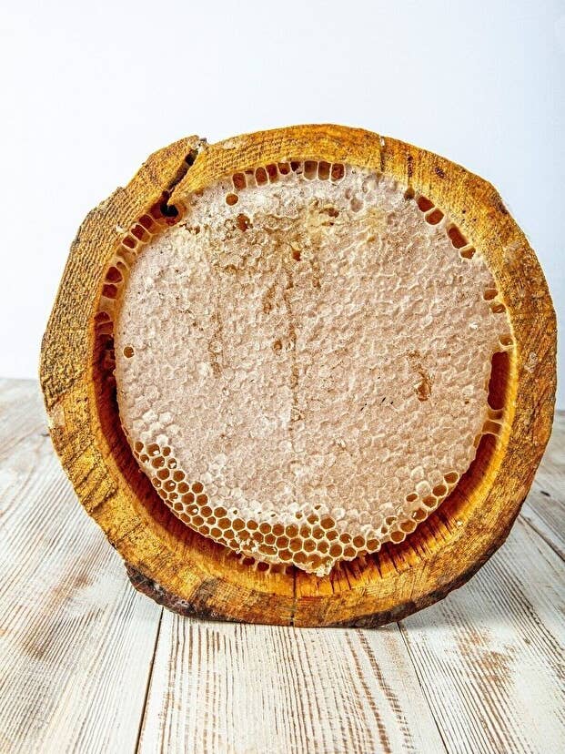 Balci Tahsin Miel Artisanal Premium Karakovan de Ruche Noire - 1 Kg pour la vente par Aladdin