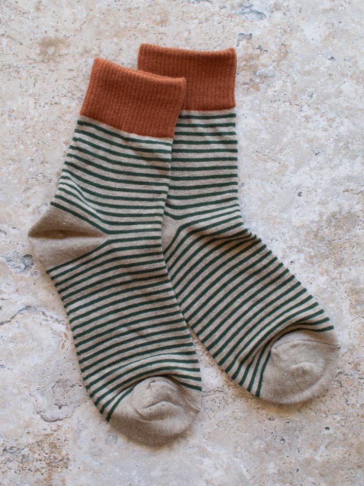 2 Tone Stripe Casual Socks and other Purchase Wholesale flat socks. Free Returns & Net 60 Terms on Faire trending on Faire.