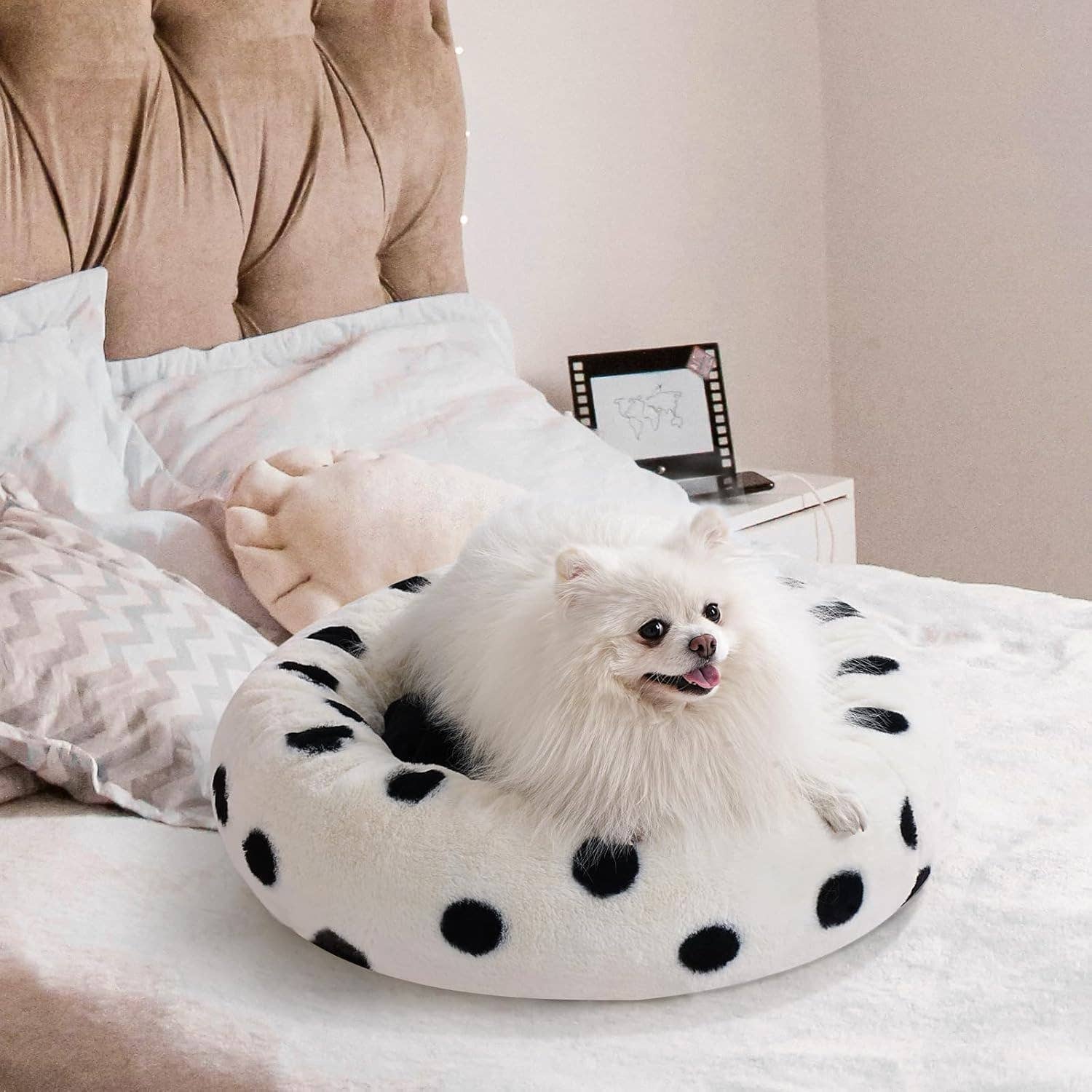 Robud & Mewoofun Official Store - Wholesale Pet Bed - Cat/Dog - Plush Cute Cat Bed Donut Small Dog Bed for Puppy and Kitten1