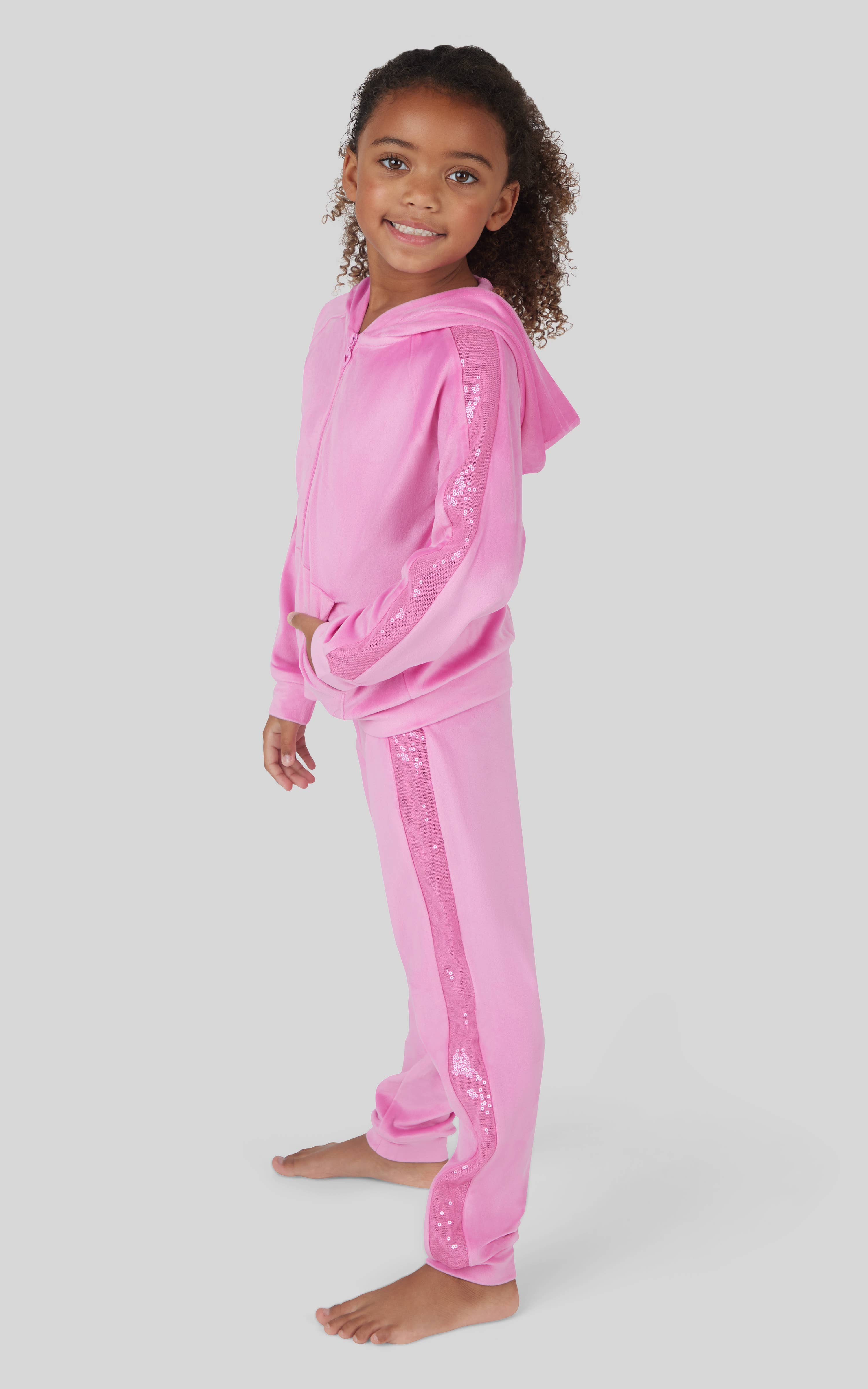 90 Degree by Reflex & Yogalicious - Venta al por mayor Conjunto de camiseta y pantalón - Niños - Conjunto de sudadera con capucha y chándal de terciopelo brillante para niñas6