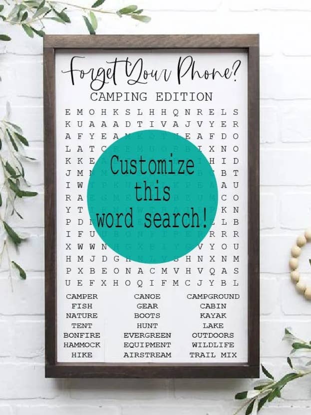 Panneau encadré de recherche de mots personnalisés pour la vente par Willie & Dolly Designs