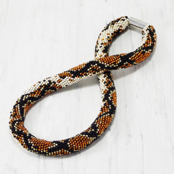 Collier serpent amoureux des serpents, bijoux serpent pour femmes, collier serpent blanc, Animal, boule, Python, collier Reptile à vendre pour la vente par Ninolia
