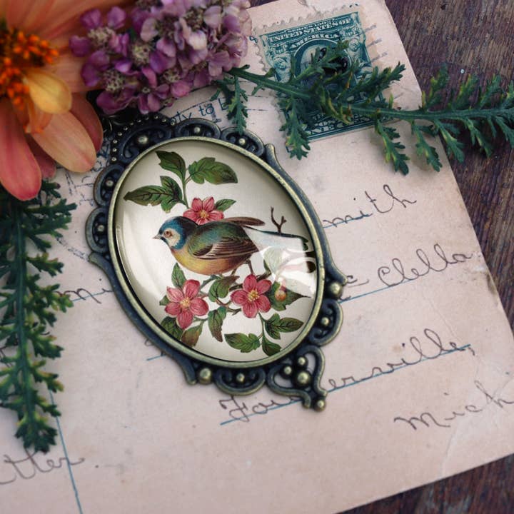 The Divine Iguana - Wholesale Pendant/Charm Necklace - Bluebird Ornate Oval Cottage Core Pendant Necklace