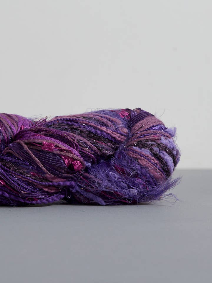 Alp Dazzle | 525 voor wholesale door Urth Yarns