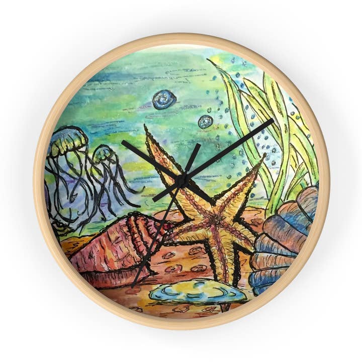Horloge murale Under Water Fun pour la vente par See Joy Creative