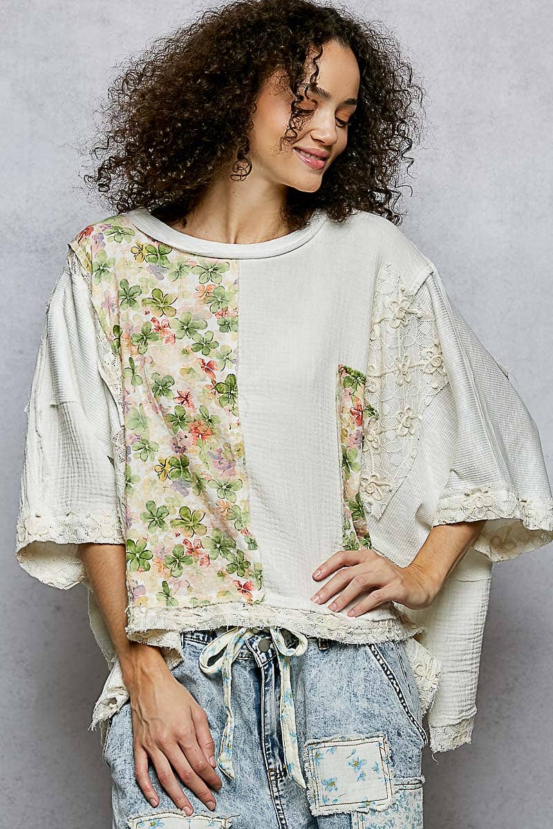 Pol Clothing - Wholesale Blouse - Women's - Round Neck Double Gauze Floral Woven Top6