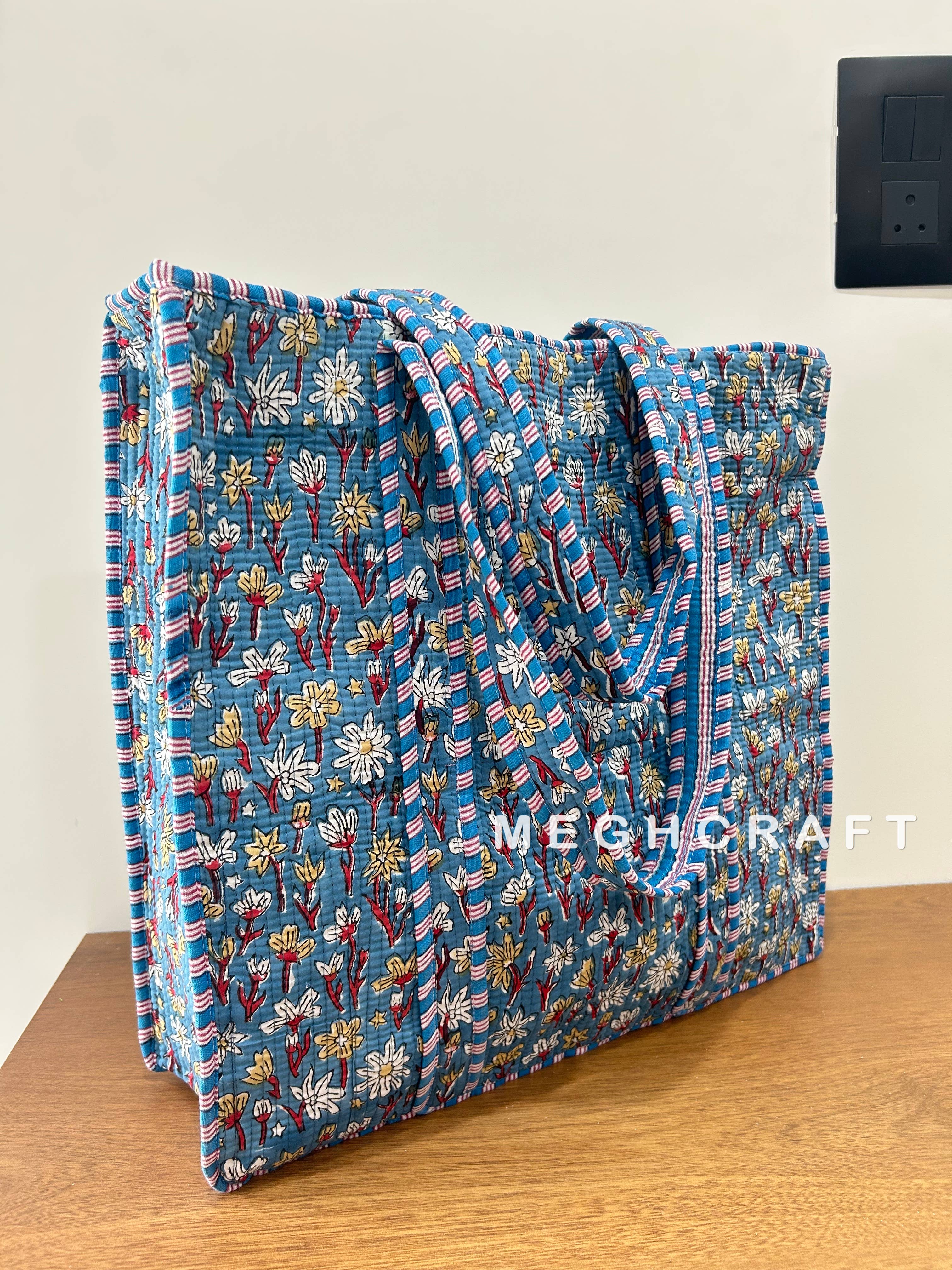 Meghcraft – wholesale Tote bag – Women's – Floral Cotton Quilted Reversible Tote Bag Shopping Bag 7
