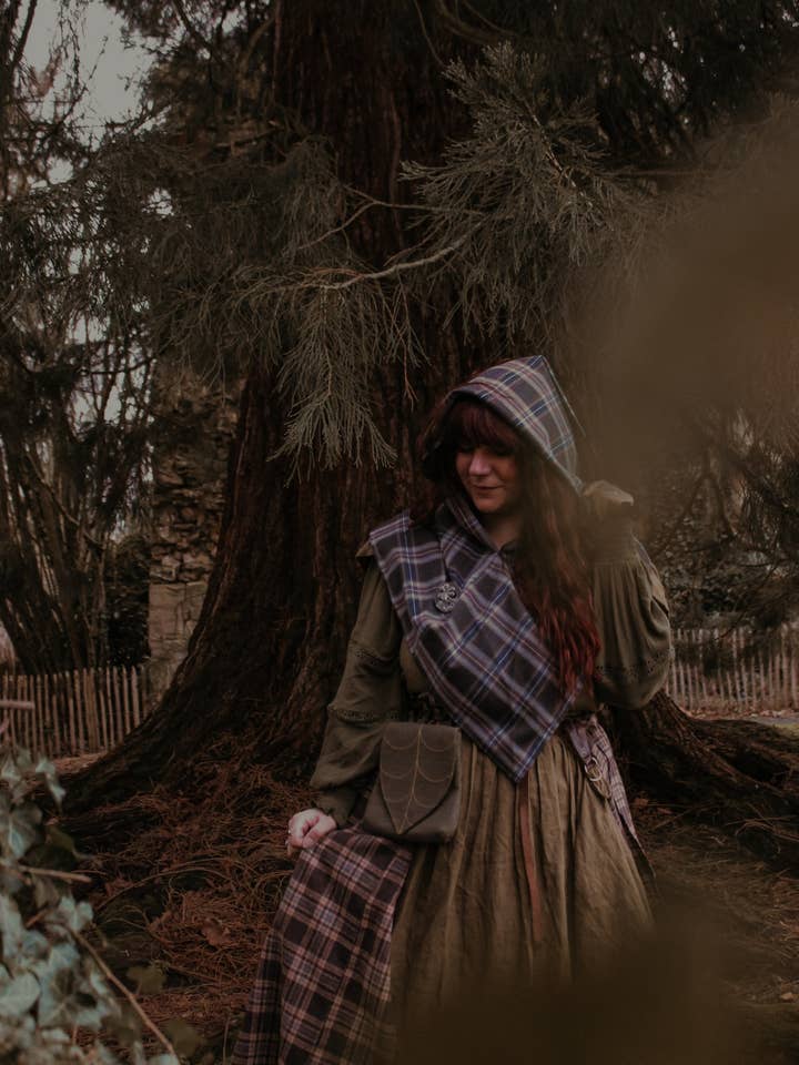 Capinha de tartã castanha por atacado de Haizea Arranz