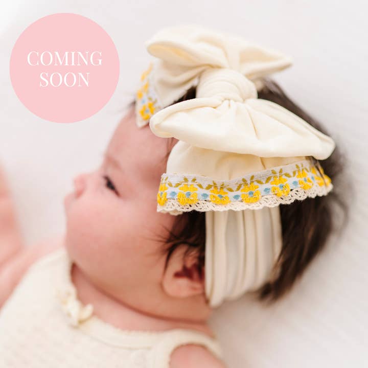 NOVELTY FAB®: Floral marfil y amarillo para venta al por mayor de Baby Bling Bows