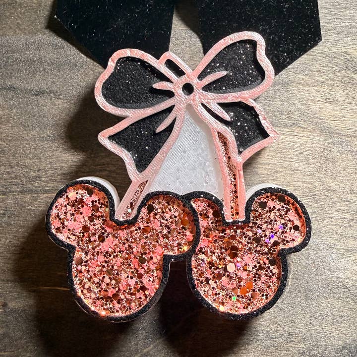 Muiskersen voor wholesale door Lil Bit Sassy Lush Co