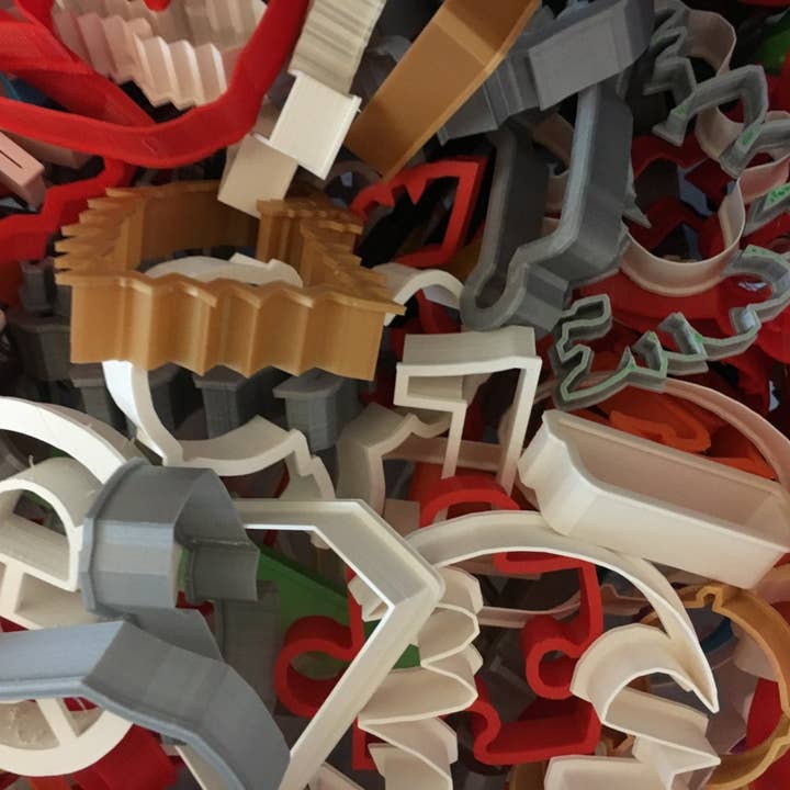 Emporte-pièce choisi au hasard pour la vente par CookieCutterSupply