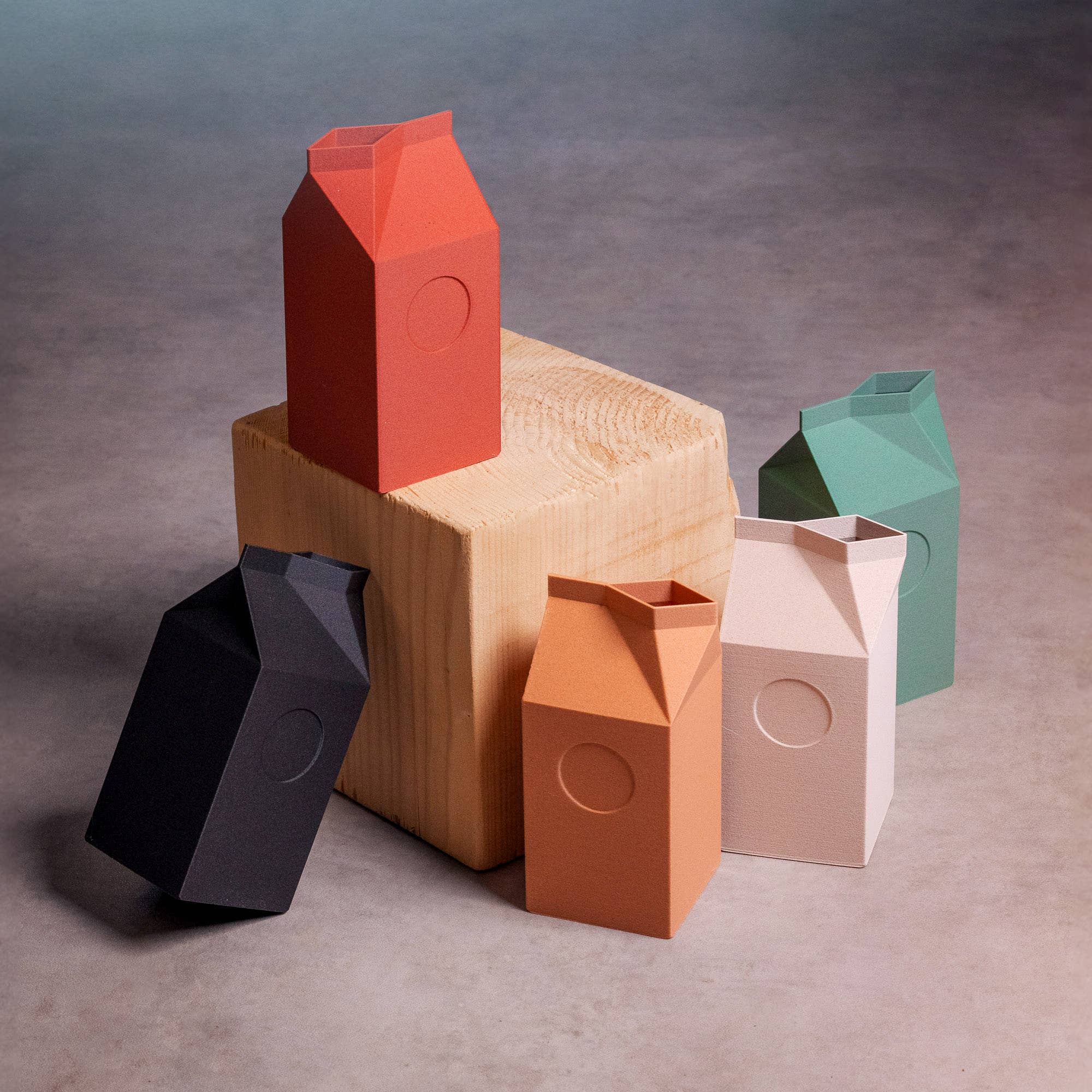 Copo Design - Wholesale Vase - Dried flowers Vase - Wood based and plastic free -  Milk0