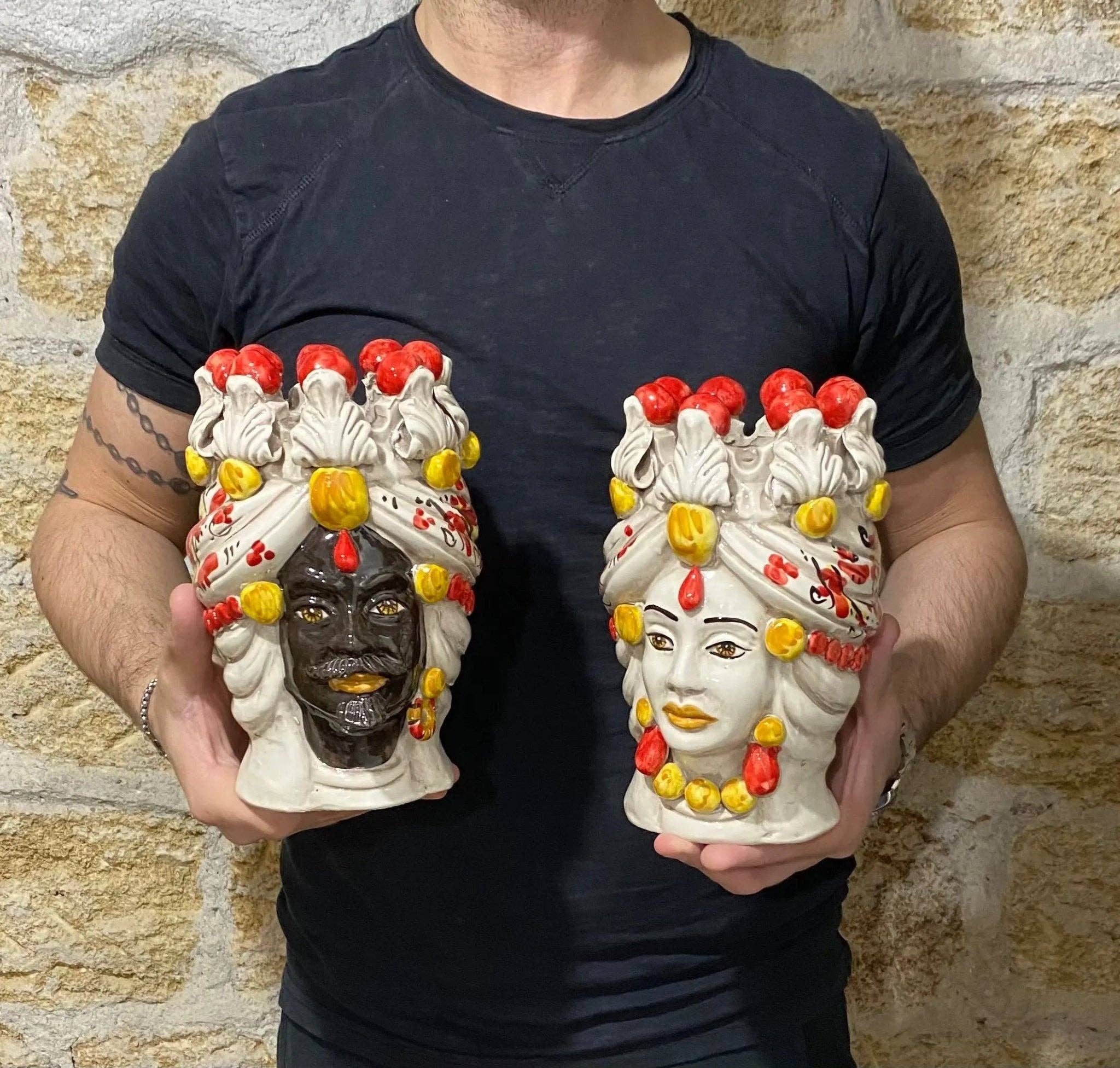 DD Ceramiche Siciliane - Wholesale Decorative Figurine - Pair of Seventeenth-century Dark Dark Brown Ceramics Caltagirone cm H.20 L.12 Handmade VARIOUS COLORS3