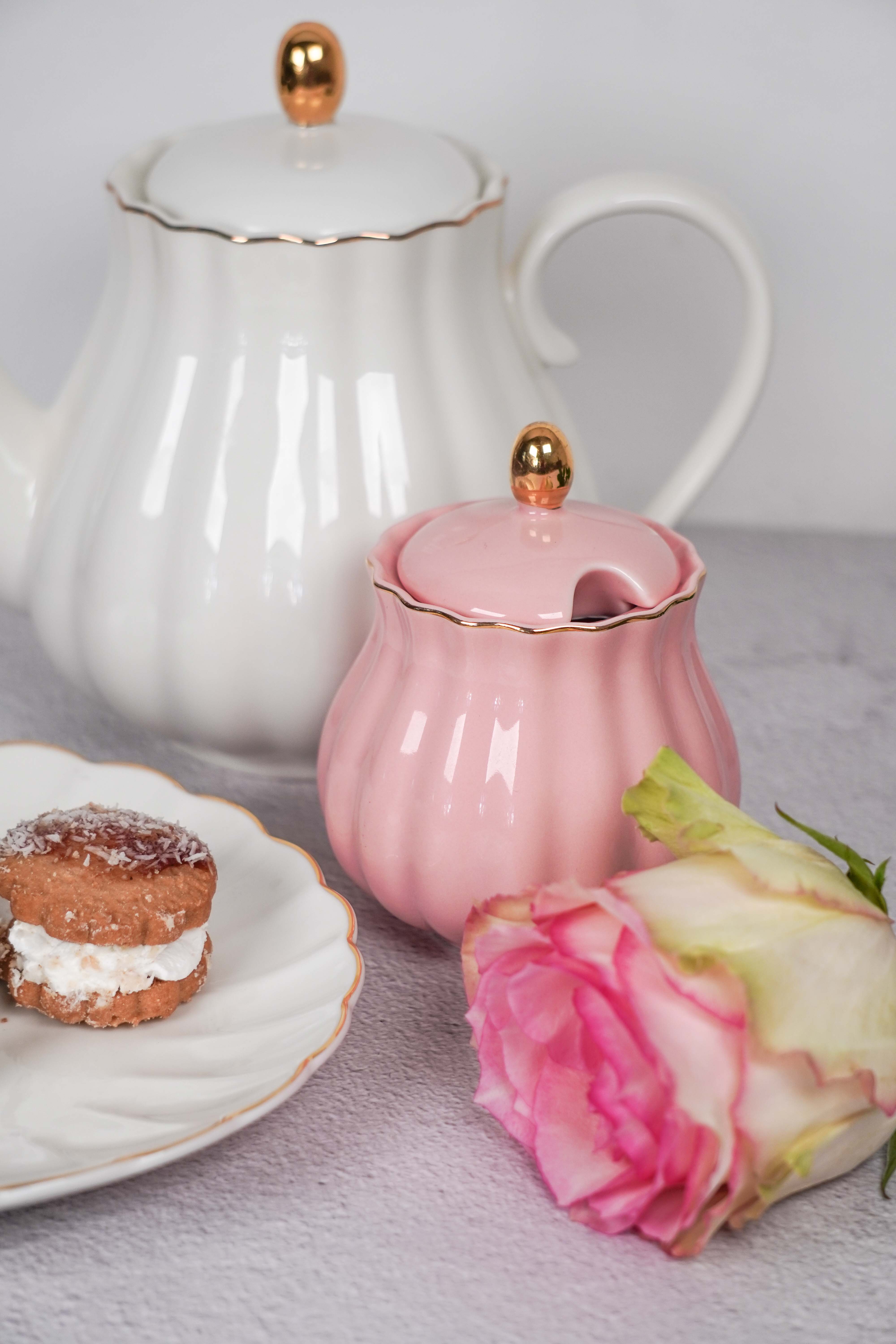 Isabelle Rose – wholesale Kaffe-/Tékopp – Royal Rose sockerskål rosa med guldkant 200 ml Isabelle Rose2