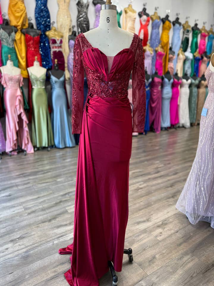 La Veneto - Wholesale Dress - Women's - V-neckline, gathered side waistline, leg slit & draping sash31