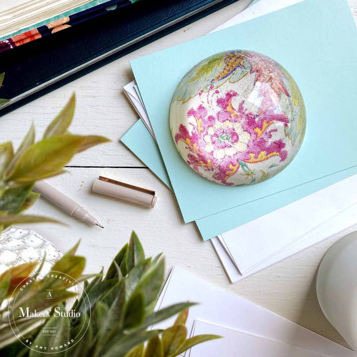 A Makers' Studio - Wholesale DIY Craft Kit - Dome Resin Mold for Paperweight