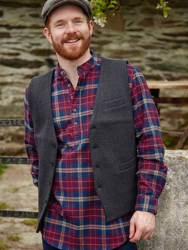 Lee Valley Ireland - Wholesale Button Down Shirt - Men's - Grandfather Shirt Flannel Maroon Navy Check (LV10)1