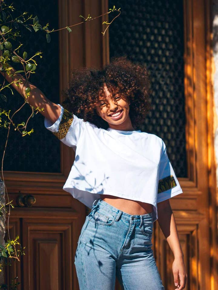 Shell Crop Top T-shirt for wholesale by Massollo