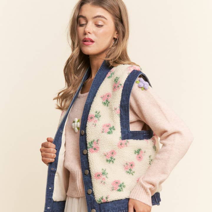 Gilet en Sherpa à imprimé floral S-L/1X-3X et autres tendances Résultats pour gilet sans manches en vente B2B. Retours gratuits et paiement à 60 jours sur Faire sur Faire.