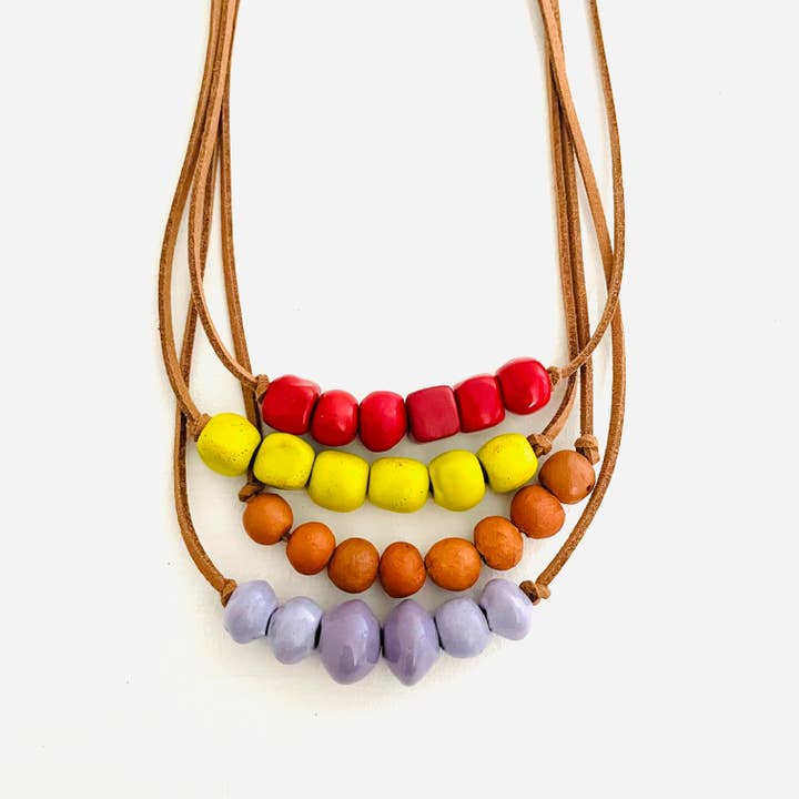 Haïti | Collier - Perles (10 couleurs) pour la vente par Beautifully Made Fair Trade