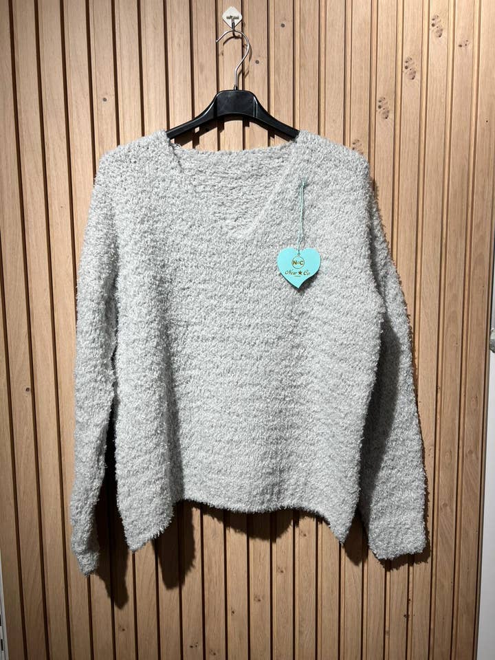 CAMISOLA DE MALHA COM GOLA V por atacado de cfashion