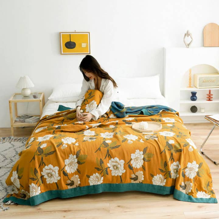 Moderny - Wholesale Quilt - Sunshine Floral Quilt