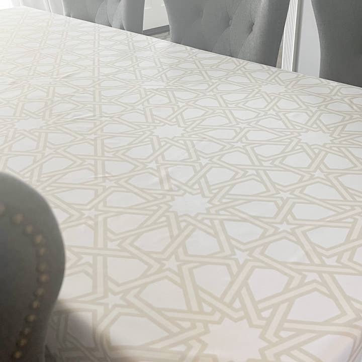 Nappe Girih pour la vente par Tea and Linen