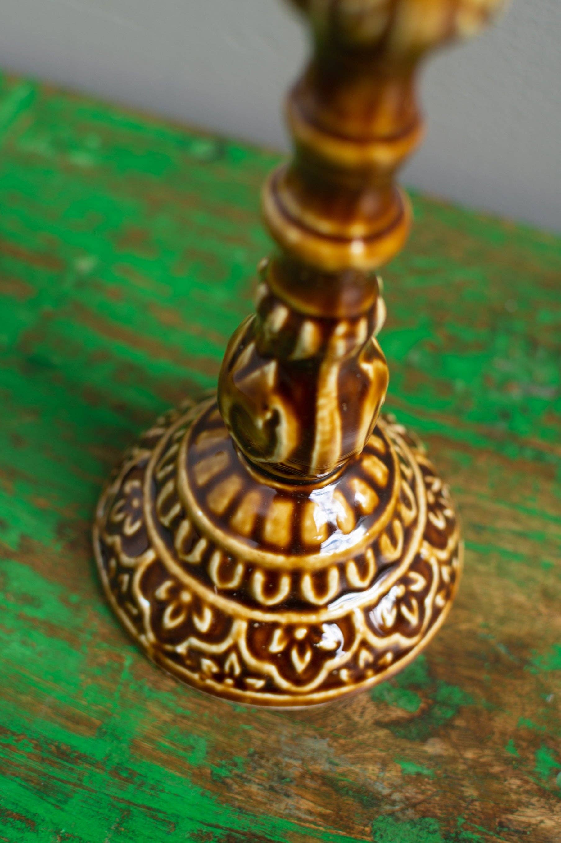 Ian Snow Ltd – wholesale Ljushållare – Formade metallljusstakar med keramisk yta9