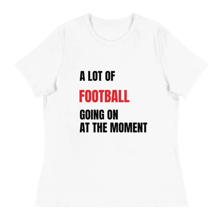 Beaucoup de football en ce moment. pour la vente par Magnolia Paperie