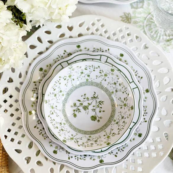 The Enchanted Home – Engroshandel Spisestel – Forårsgrøn melamin servise kollektion3