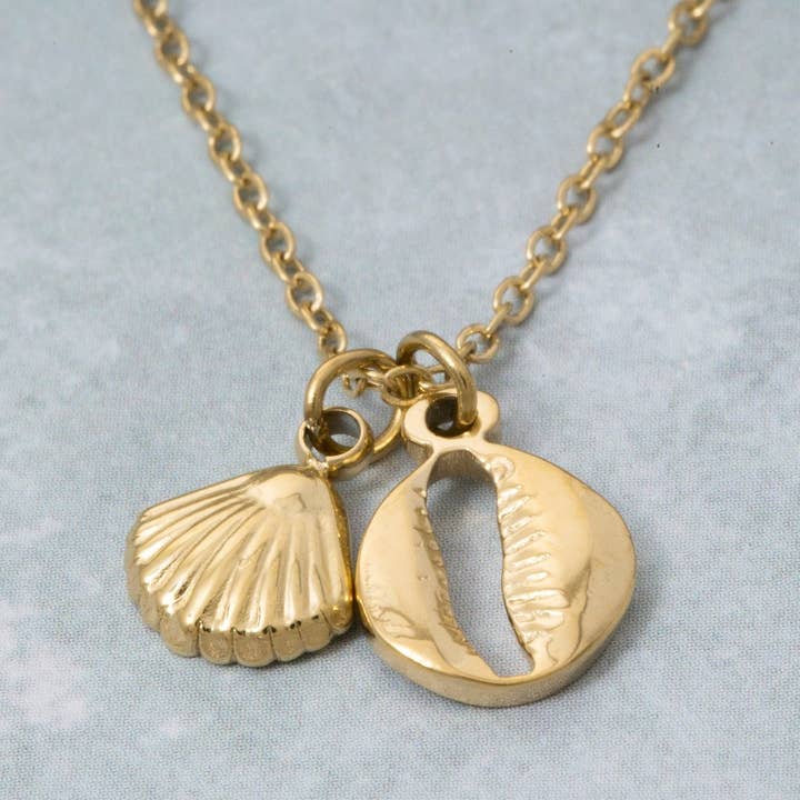 G Collana con pendente a doppia conchiglia in acciaio inossidabile in vendita all'ingrosso su Faire2