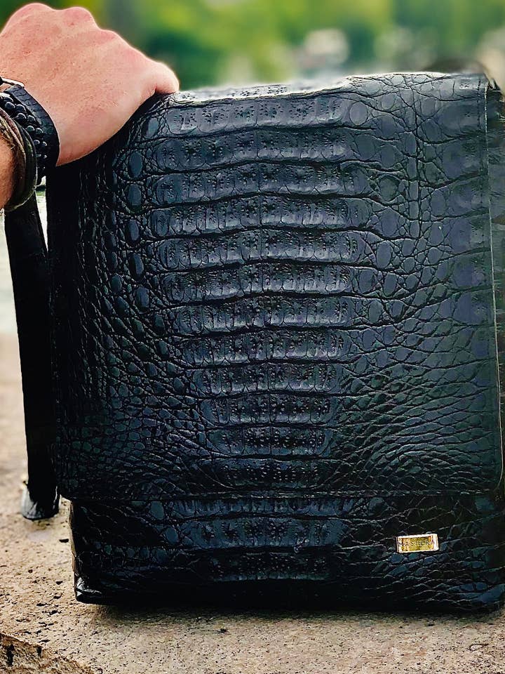 BORSA JONAS per la vendita all'ingrosso da parte di MASHERA WOMO