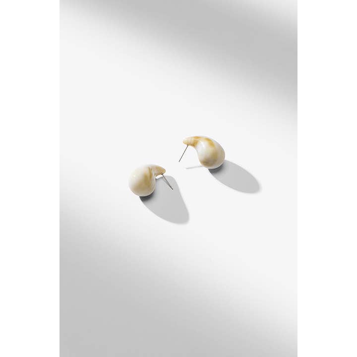 M.M.LaFleur - Wholesale Stud/Post Earrings - Reese Earring - Jewelry :: Cream