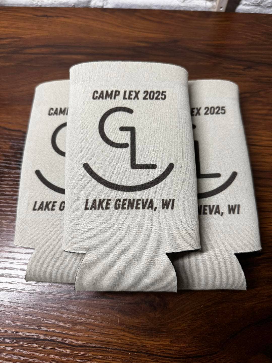 11:11 Customs - Vente Housses de boisson - Koozies personnalisés4