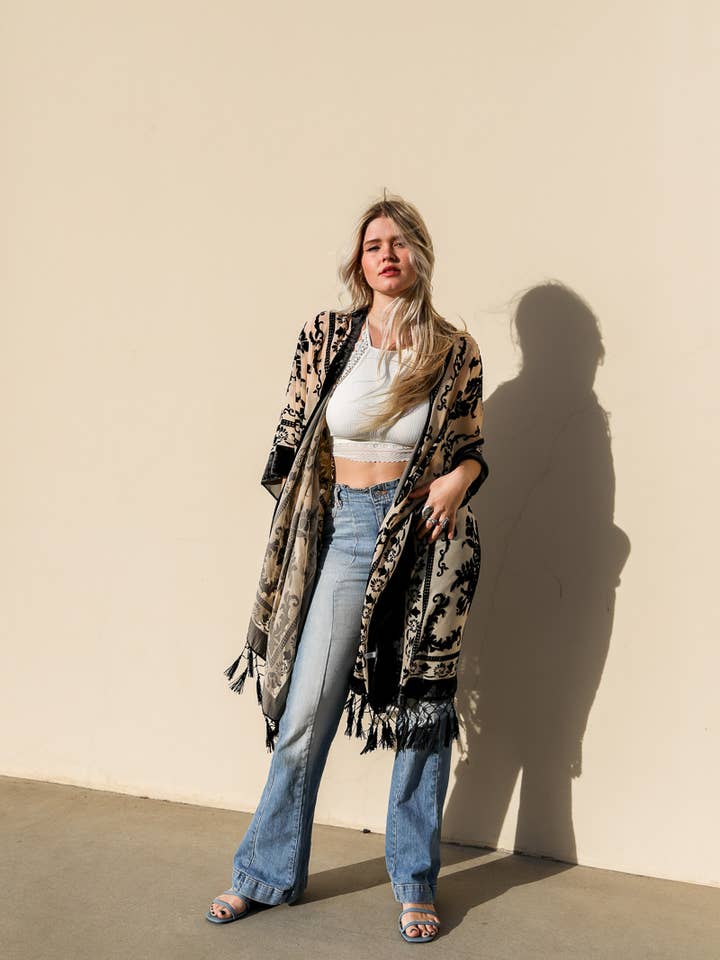 Leto Accessories – Kimono - Mulher por atacado – Quimono com borla de tapeçaria em malha de veludo ocidental5