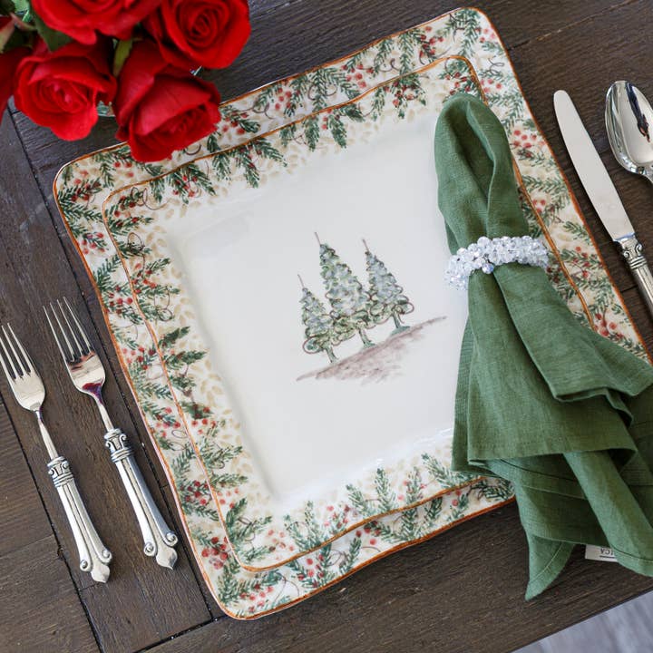 Arte Italica & Crown Linen Designs – Großhandel Essteller – Natale quadratischer Speiseteller mit Weihnachtsmotiv