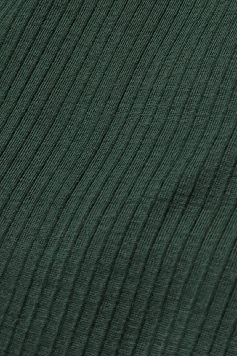 Madiva – Großhandel Strickoberteil – Damen – Ilary Langarm-Rollkragenpullover aus plissierter Wolle und Seide5