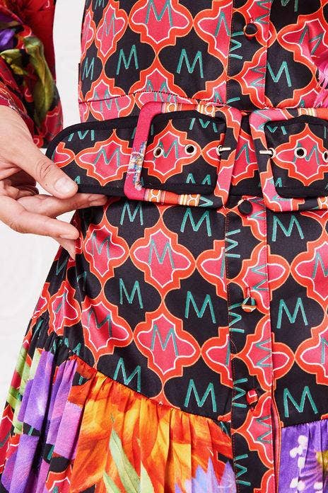 MACKENZIEMODE – Engroshandel Kjole - Dame – KEJSERINDE SILKE MAXI ~ HEMMELIG HAVE12