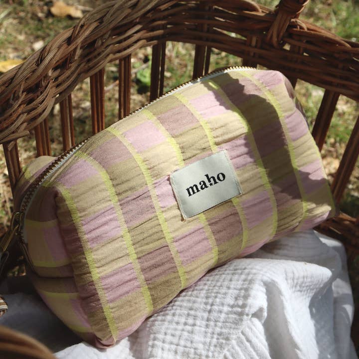 Maho - Wholesale Toiletry Bag - Women's - Claudia Seersucker9