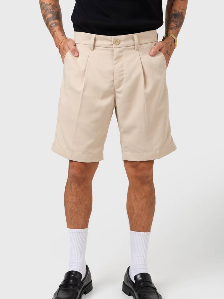 Seseh Pleated Short - Beige for wholesale by Lost In Nowhere