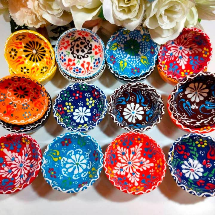 Turkish Scalloped Ceramic Mezze Bowls - 30 Pcs for wholesale by Talavera Canada