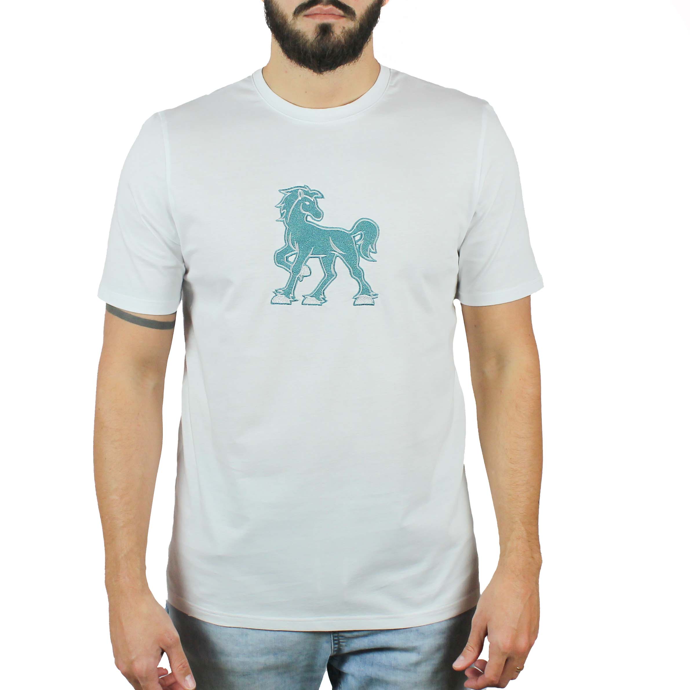 Gruppo Quinto Srls - Wholesale T-Shirt - Men's - White T-shirt with Vinto embroidery1