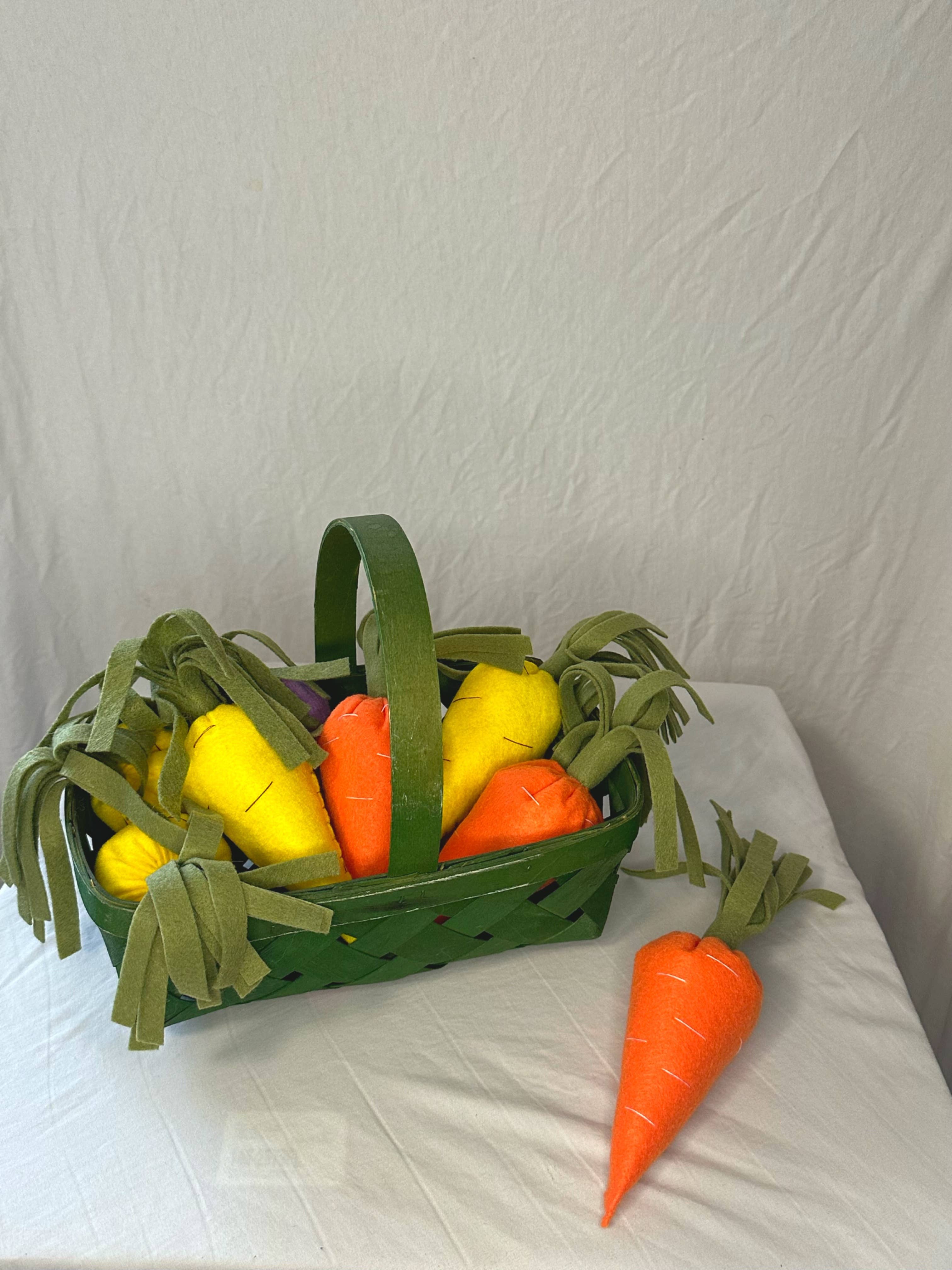 Purpose & Planet - Vente Lot de jouets – enfant - Carotte en feutre pour jouer0